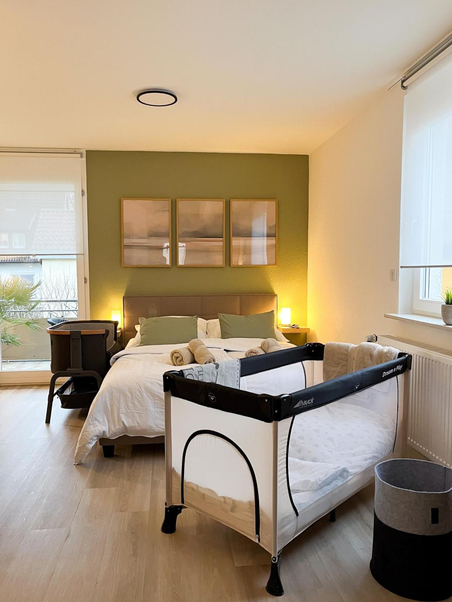 Lubu Stay Central, Cozy, With Workspace And Parking ลุดวิกสบูร์ก ภายนอก รูปภาพ